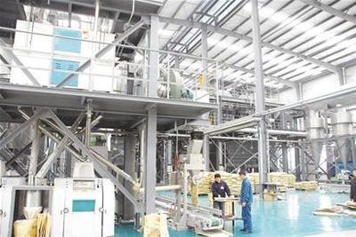 安徽天润化学工业股份有限公司 聚焦化工产品生产，打造高效安全的现代化办公与生产环境